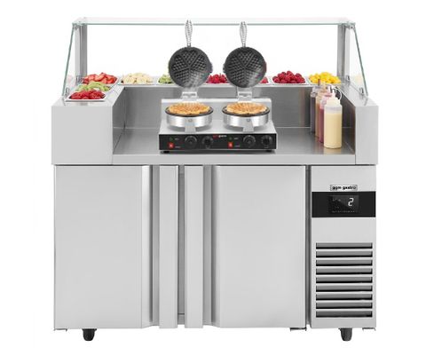 Előkészítő asztalok gofrisütőkkel