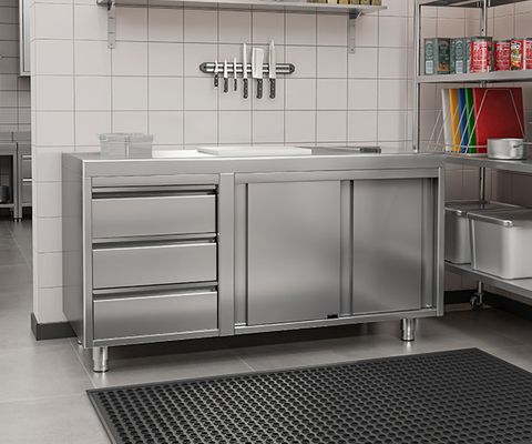 Meubles en inox