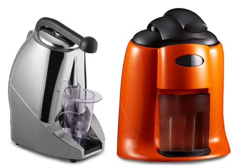 Electric citrus juicers