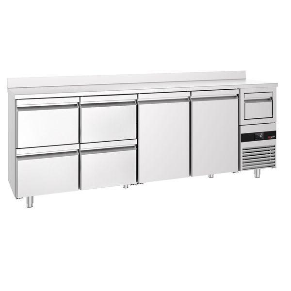 Bar- & Getränkekühltisch PREMIUM - 2690x600mm - mit 2 Türen, 4 Schubladen, Aufkantung & Ausklopfer für Kaffee